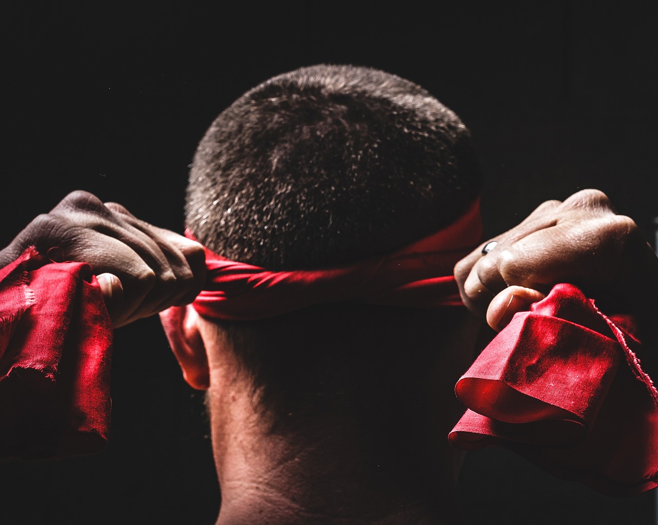 Grappling Vs Striking - What's More Effective in Self-Defense Scenarios?